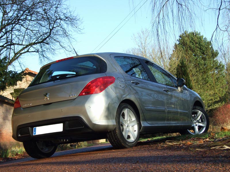 http://www.forum-peugeot.com/Forum/mesimages/20489/308 de Guillj-14.jpg